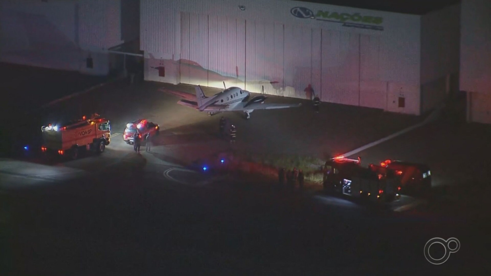 Piloto de avião que levava Lívia Andrade diz que tentou acionar trem de pouso três vezes antes de aterrissar no aeroporto de Jundiaí