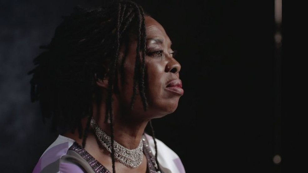Bisola diz que foi forçada por Joshua a selecionar mulheres jovens para ele abusar — Foto: BBC