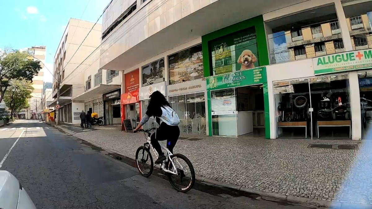 Juiz de Fora anuncia maior ciclofaixa do município; veja localização 
