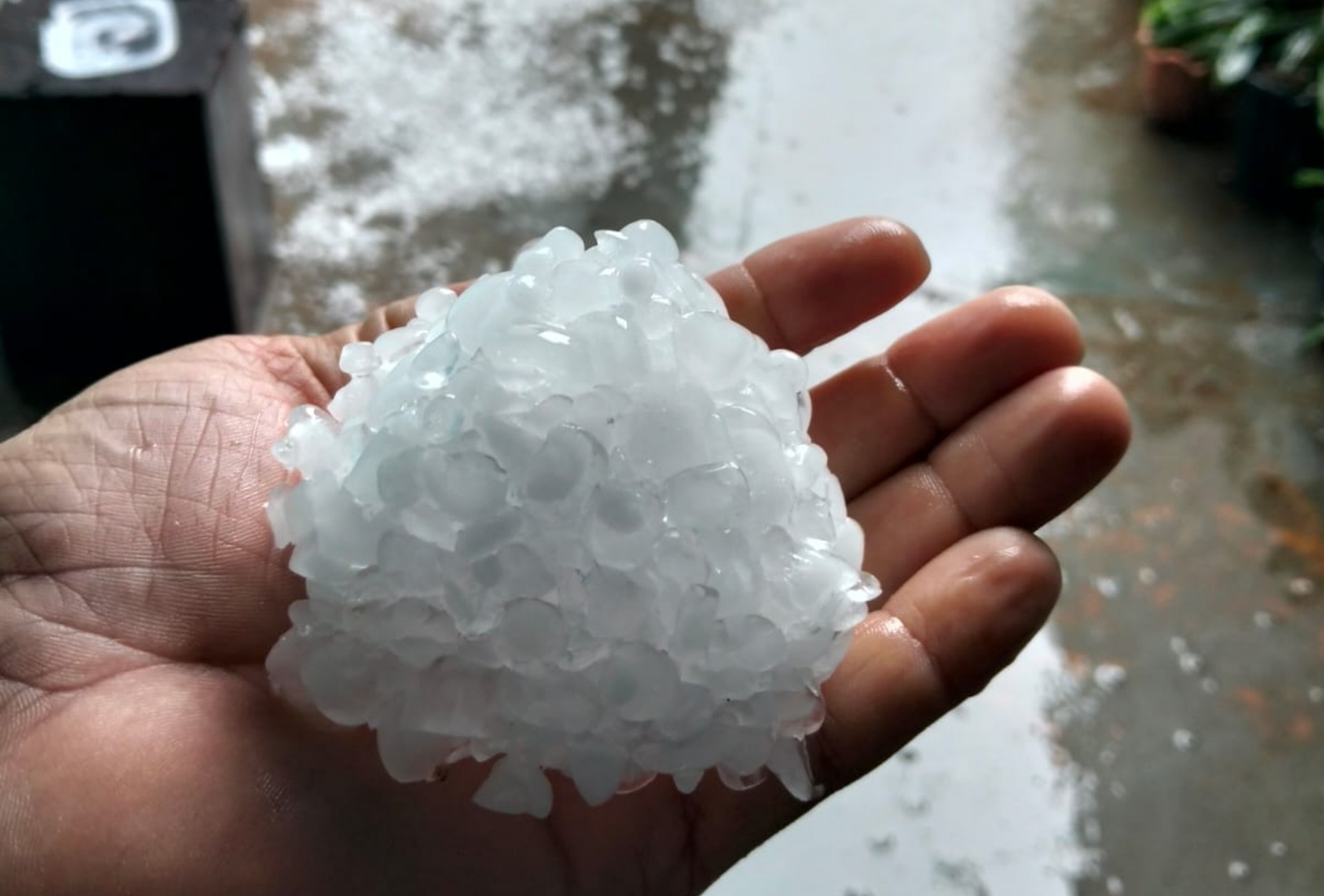 Granizo atinge Amambai no domingo, mas cidade não registra danos; veja como fica o tempo hoje em MS