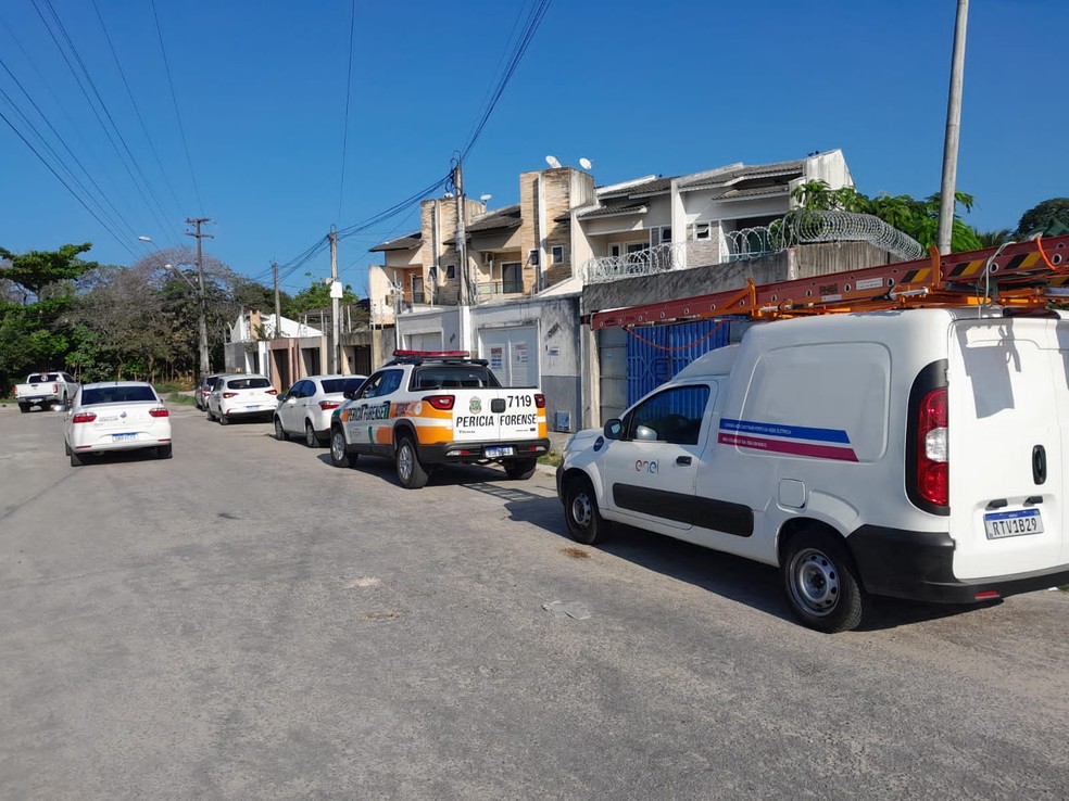 Ao todo, foram identificadas irregularidades em 19 comércios no Bairro Lagoa Redonda, em Fortaleza. — Foto: Enel Ceará/ Divulgação