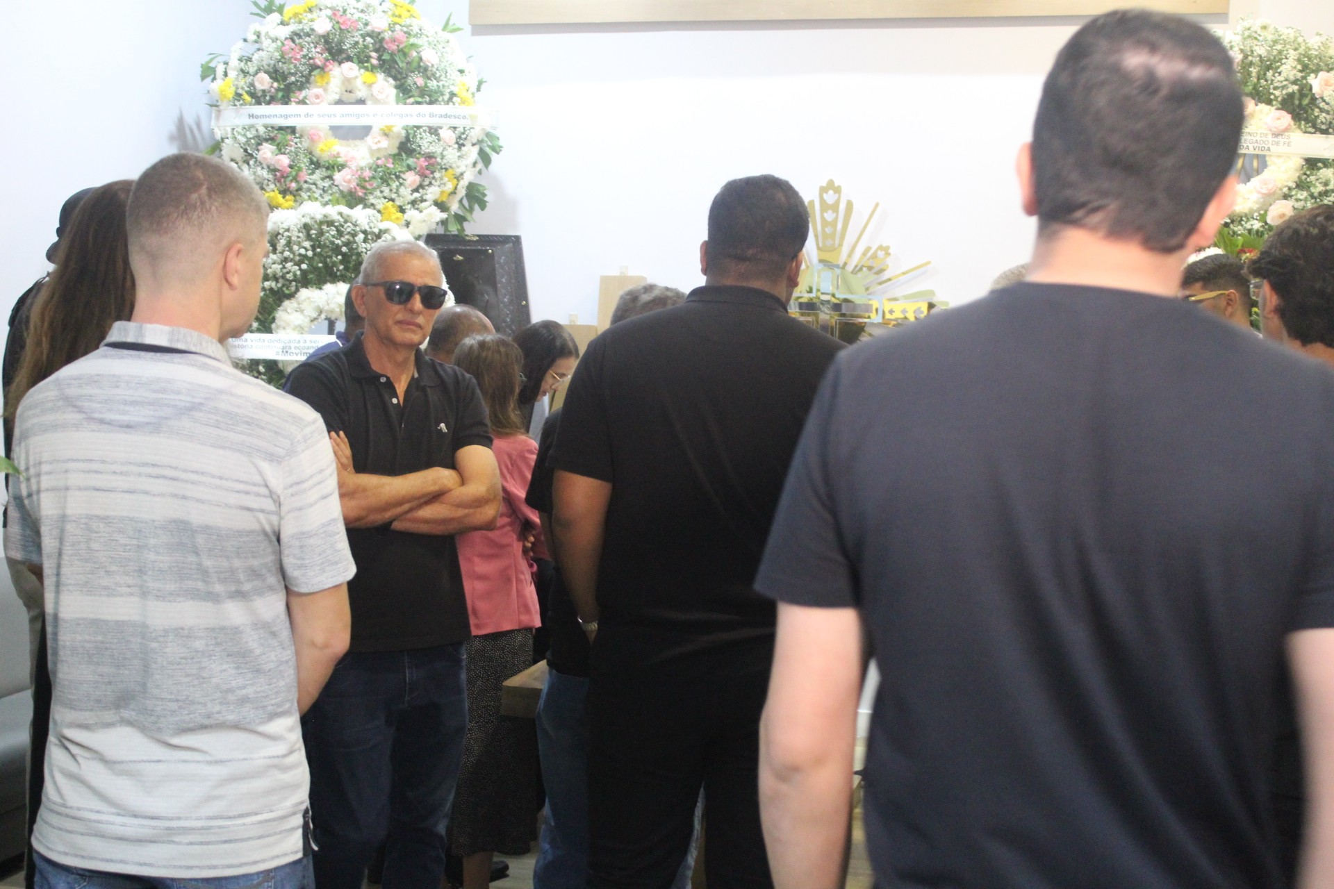 Pastor e integrantes de igreja mortos em acidente na BR-412 na Paraíba são velados em Petrolina