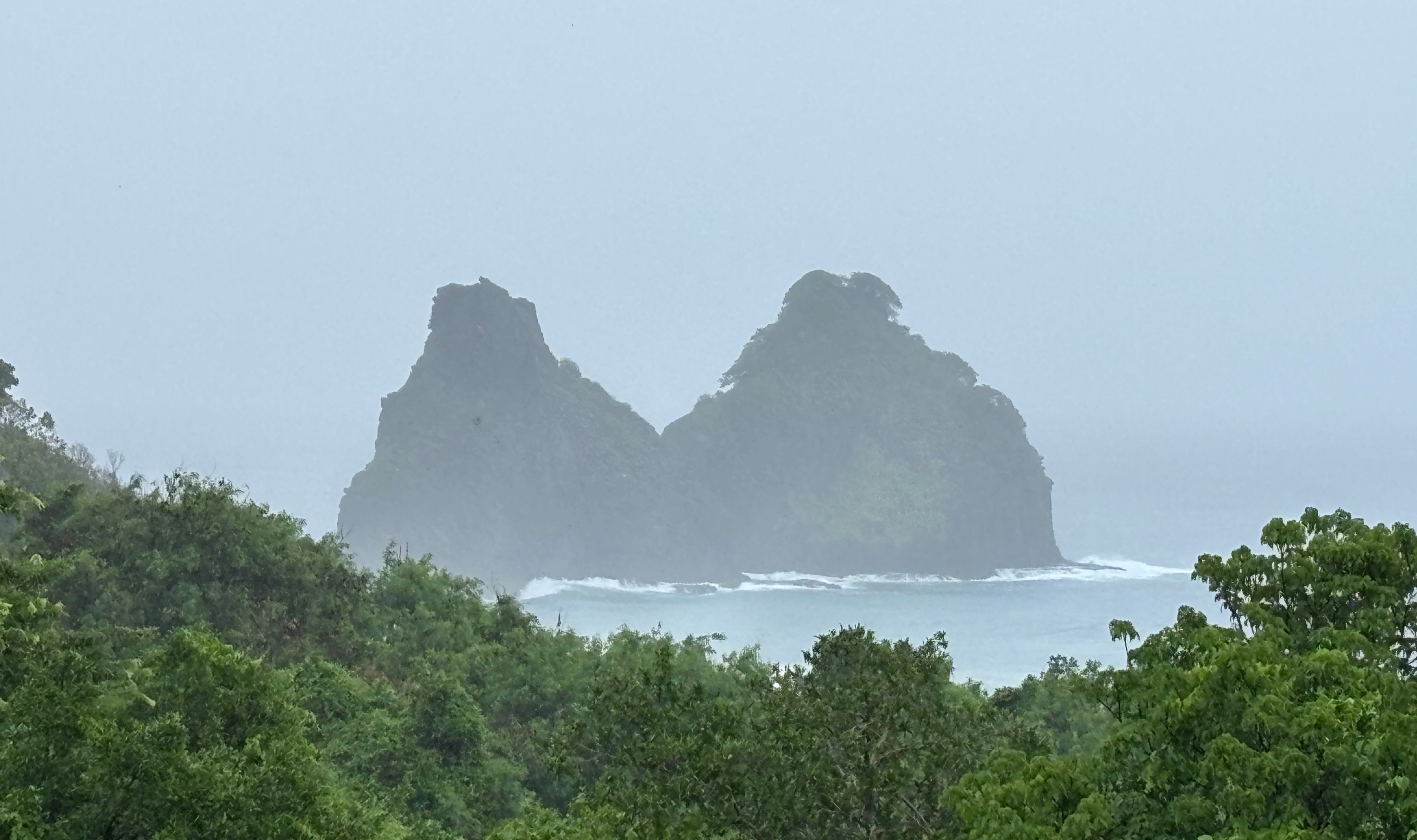 Apac emite alerta de chuva moderada a forte para Fernando de Noronha