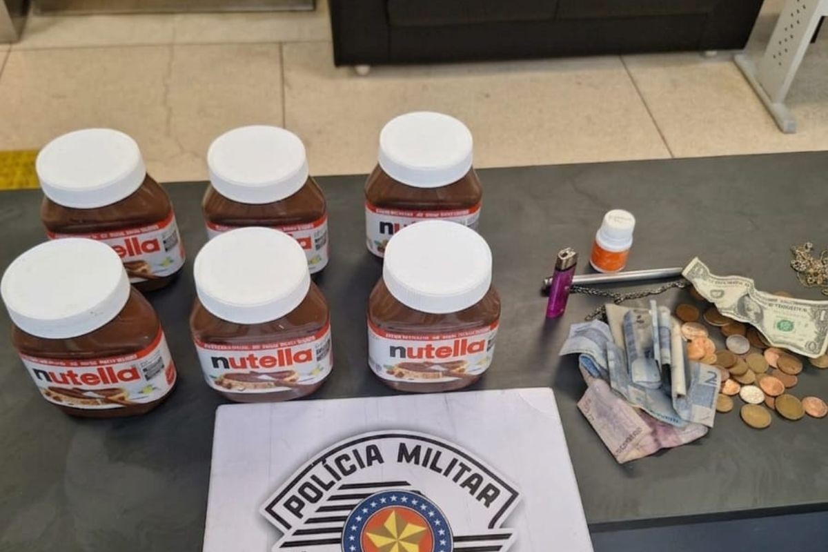 Homem é preso após furtar potes de Nutella de pizzaria em Santos