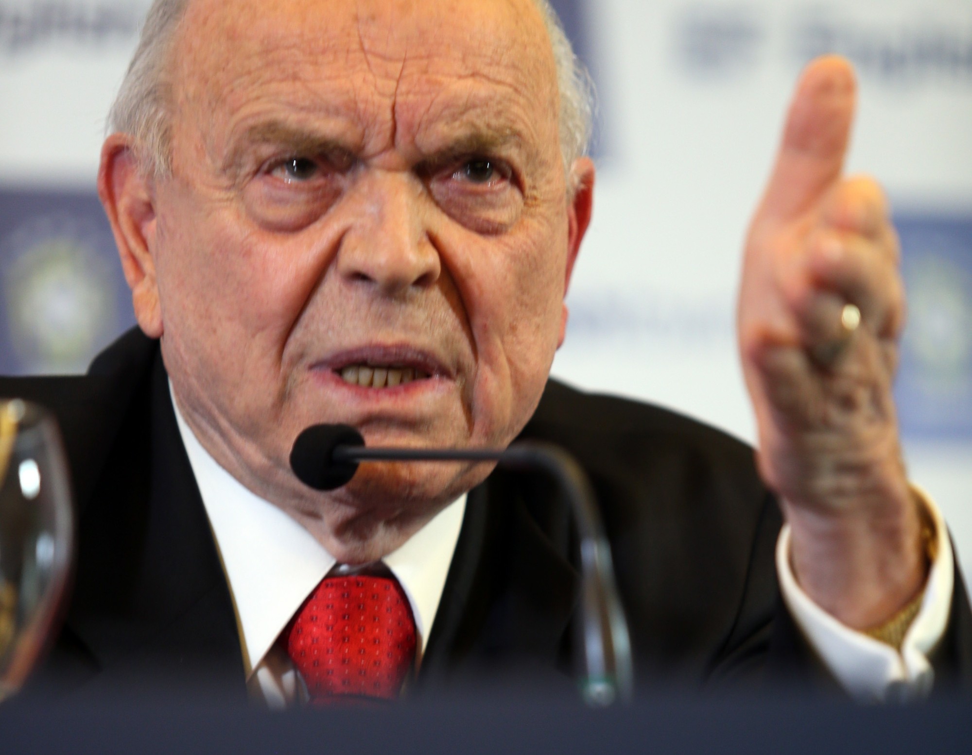 José Maria Marin, ex-presidente da CBF, morre aos 93 anos