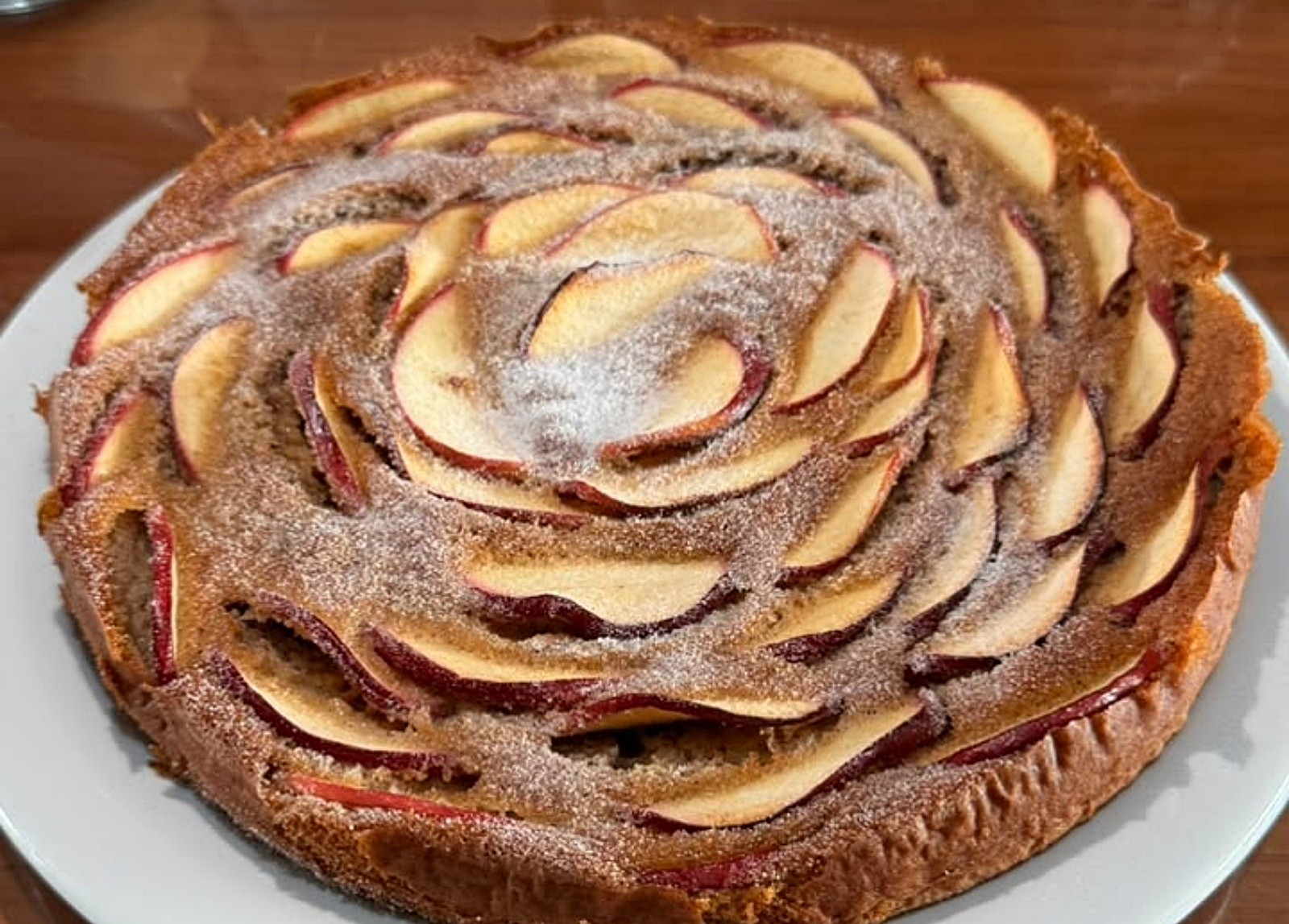 'Barato da Cozinha': aprenda a fazer uma receita de torta de maçã rápida e fácil