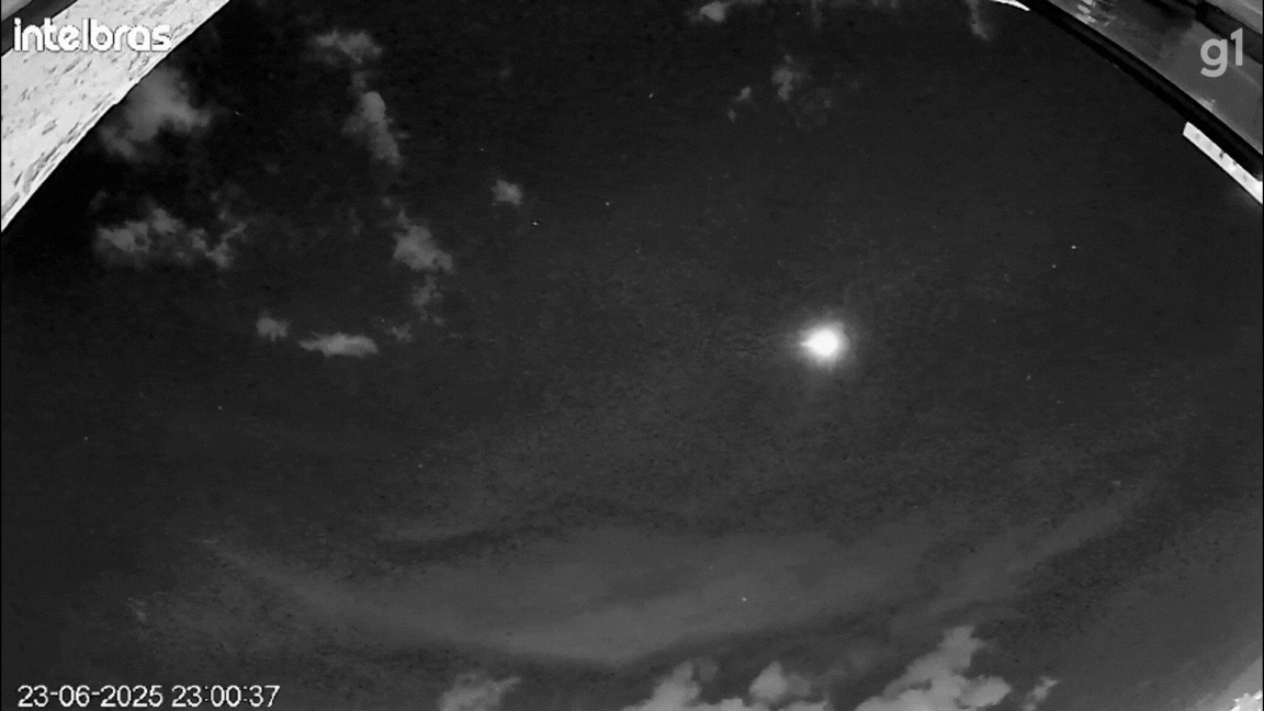 VÍDEO mostra 'bola de fogo' no céu de Brasília; entenda fenômeno