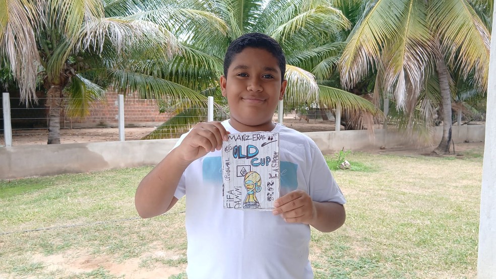 Jaerly � o garoto que viralizou ao desenhar �lbum de Copa do Mundo na Para�ba � Foto: Arquivo Pessoal