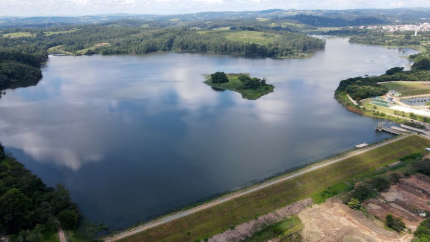 Com previsão de calor e falta de chuva, Sabesp pede para que moradores da região de Jundiaí economizem água