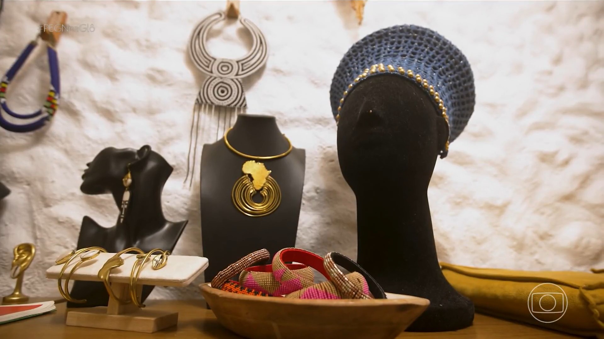 Ela ouviu que moda afro não dava dinheiro e começou negócio com R$ 300