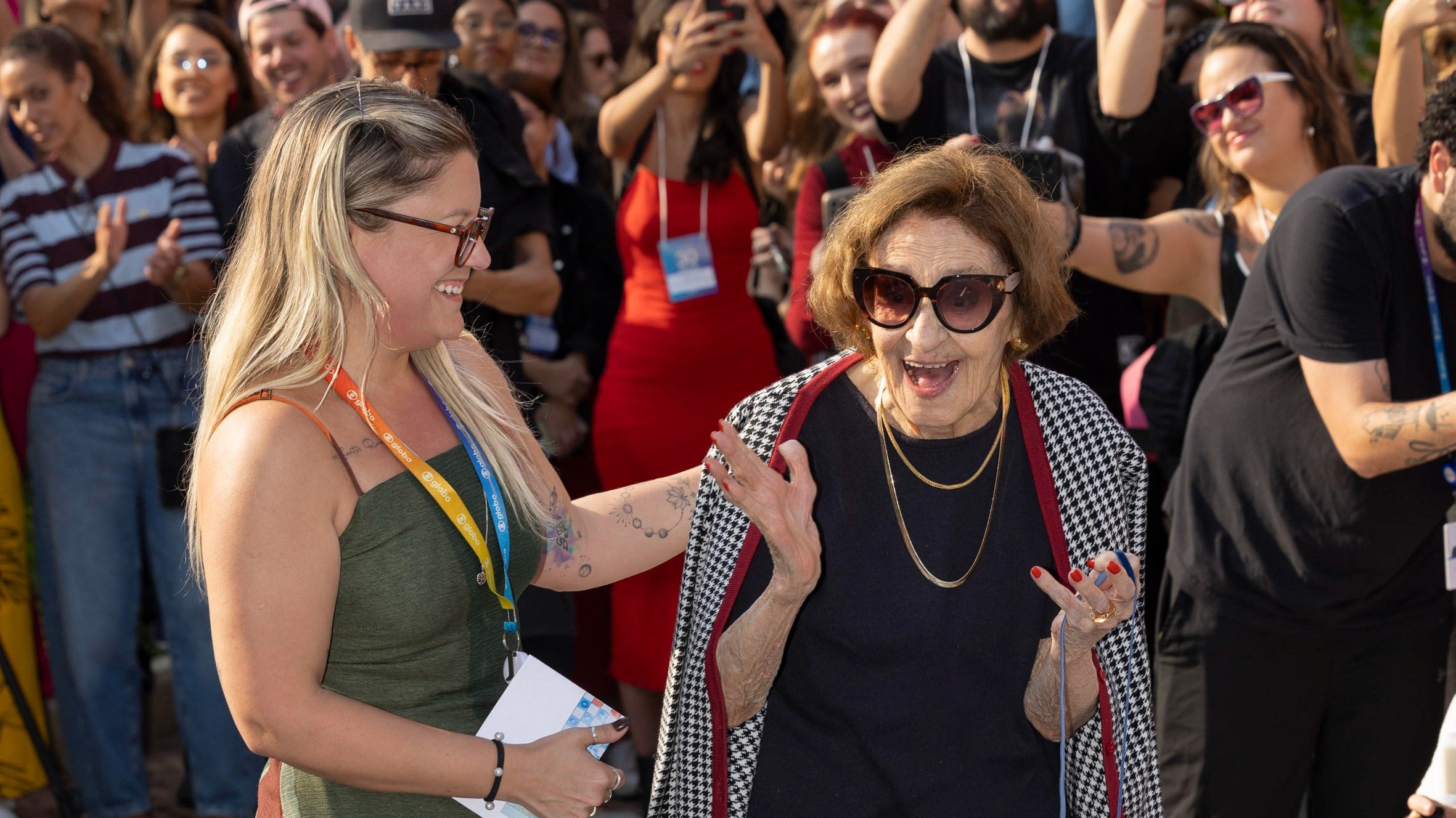 Laura Cardoso inaugurou ‘Calçada da Fama’ dos Estúdios Globo