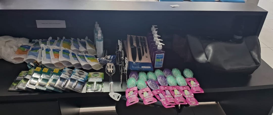 Duas mulheres são presas após furtarem supermercado em Maceió