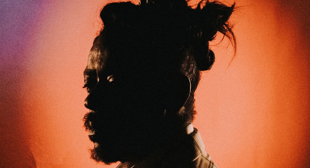 Seu Jorge tem pronto desde 2019 um álbum, 'The other side', que planeja lançar em 2026 — Foto: Reprodução / Facebook Seu Jorge