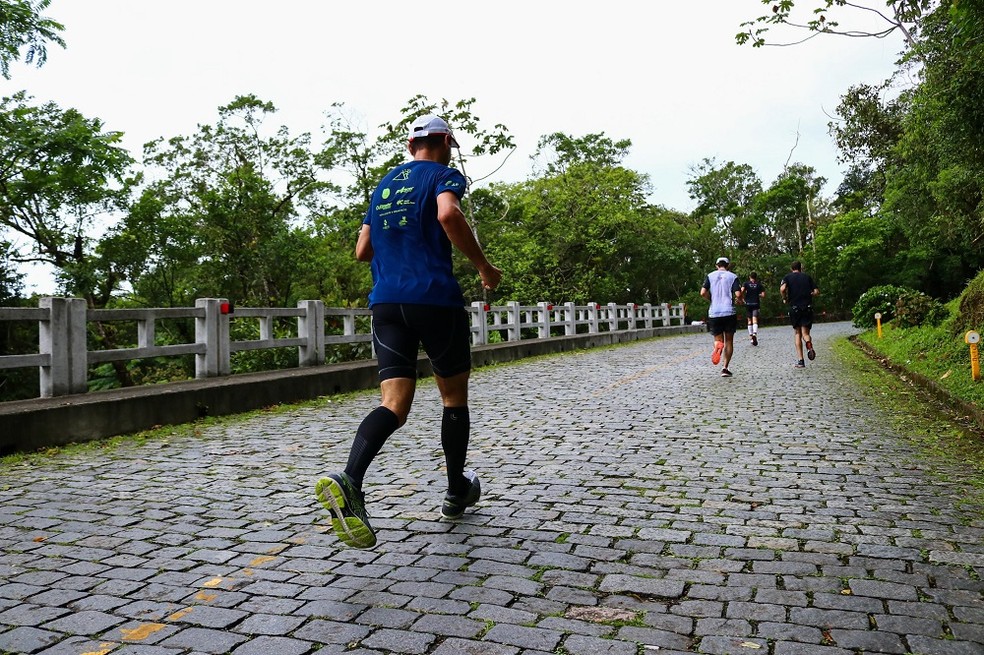 Corredores que utilizam estradas precisam ter cuidados em vias de risco elevado — Foto: Divulgação