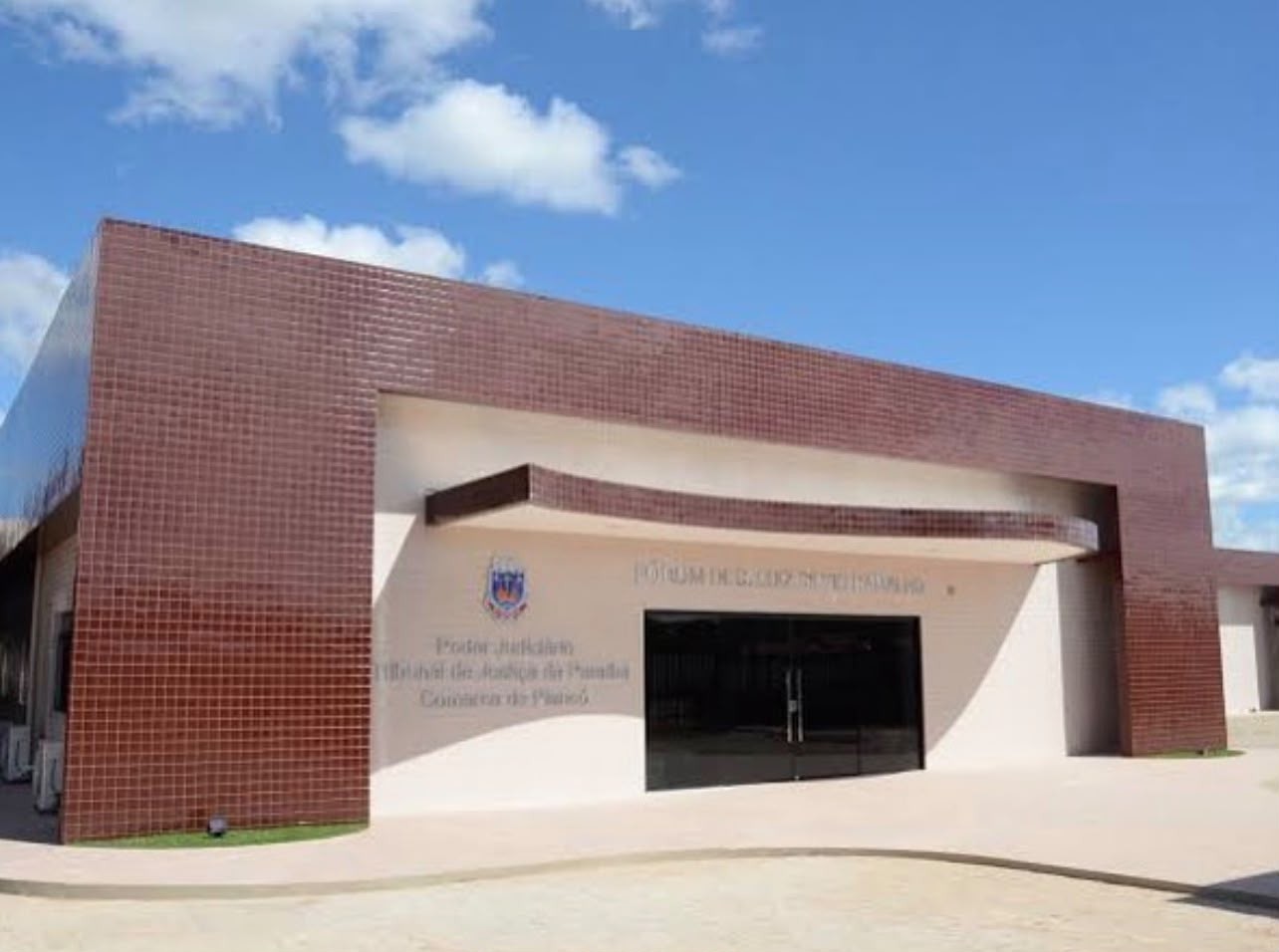 Homem é condenado a mais de 30 anos de prisão por matar esposa a facadas na frente do filho na PB