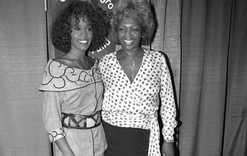 Cissy Houston, cantora gospel mãe de Whitney Houston, morre aos 91 anos