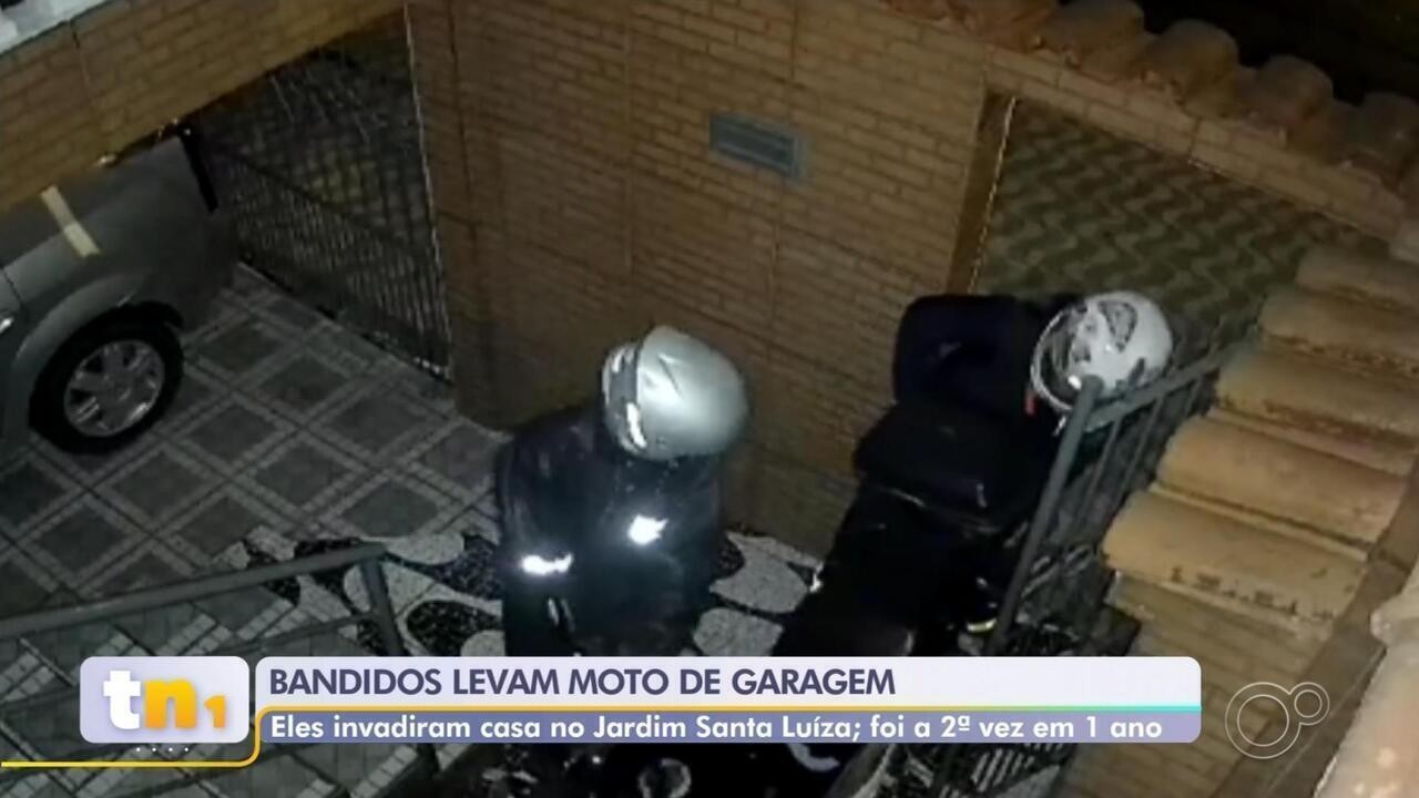 Criminosos furtam motocicleta em casa na zona norte de Sorocaba; vídeo