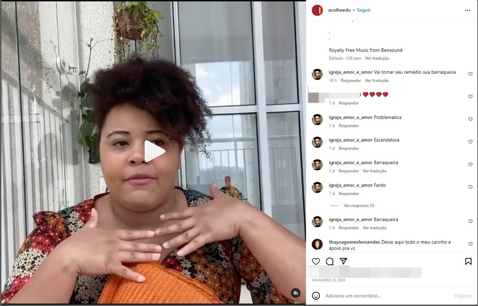 Professora negra expulsa de voo tem recebido mensagens com insultos nas redes sociais — Foto: Reprodução/Redes Sociais