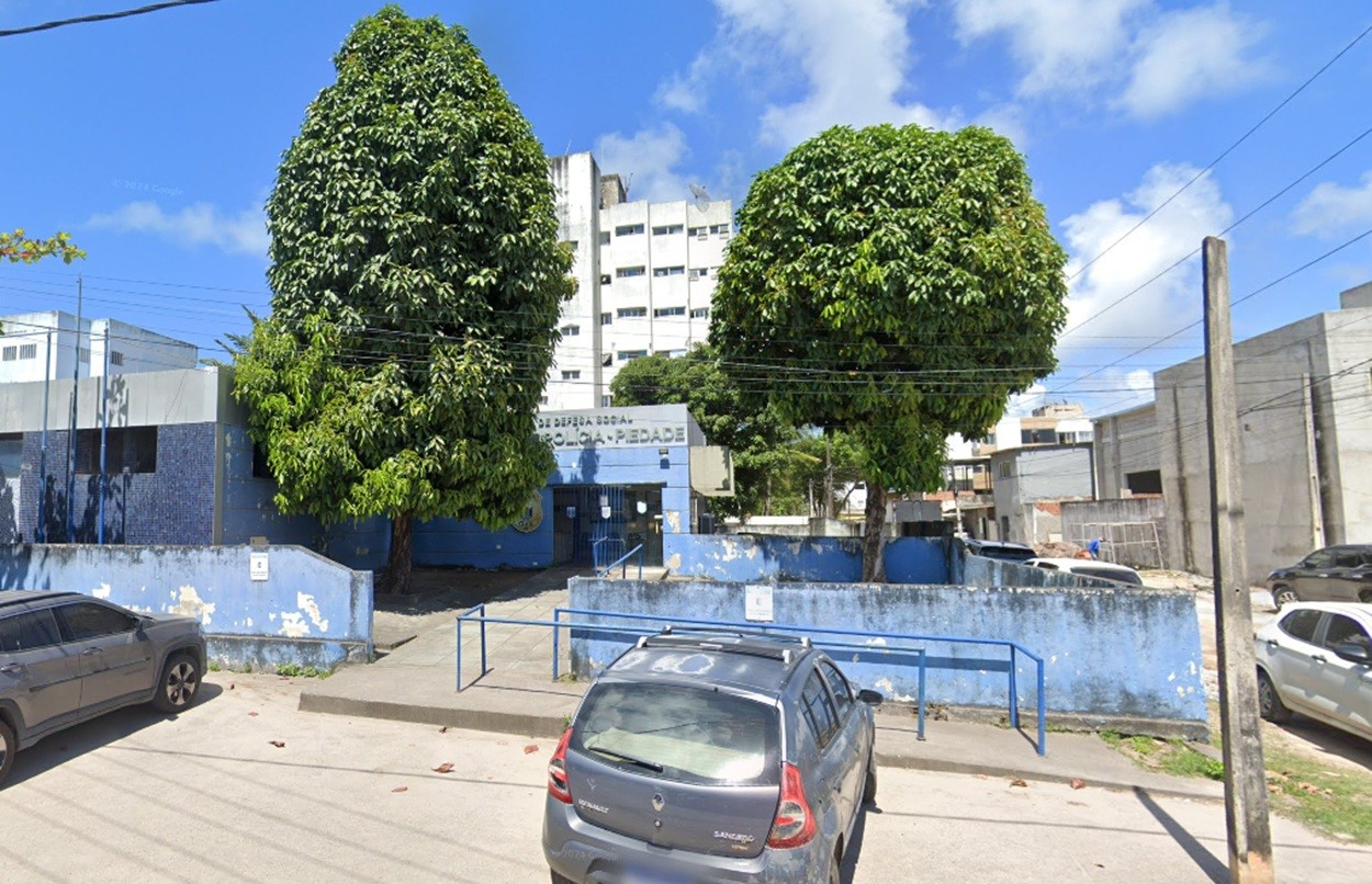 Mulher é presa por dar 'golpe do Pix falso' em restaurante durante oito meses e causa prejuízo de R$ 28 mil