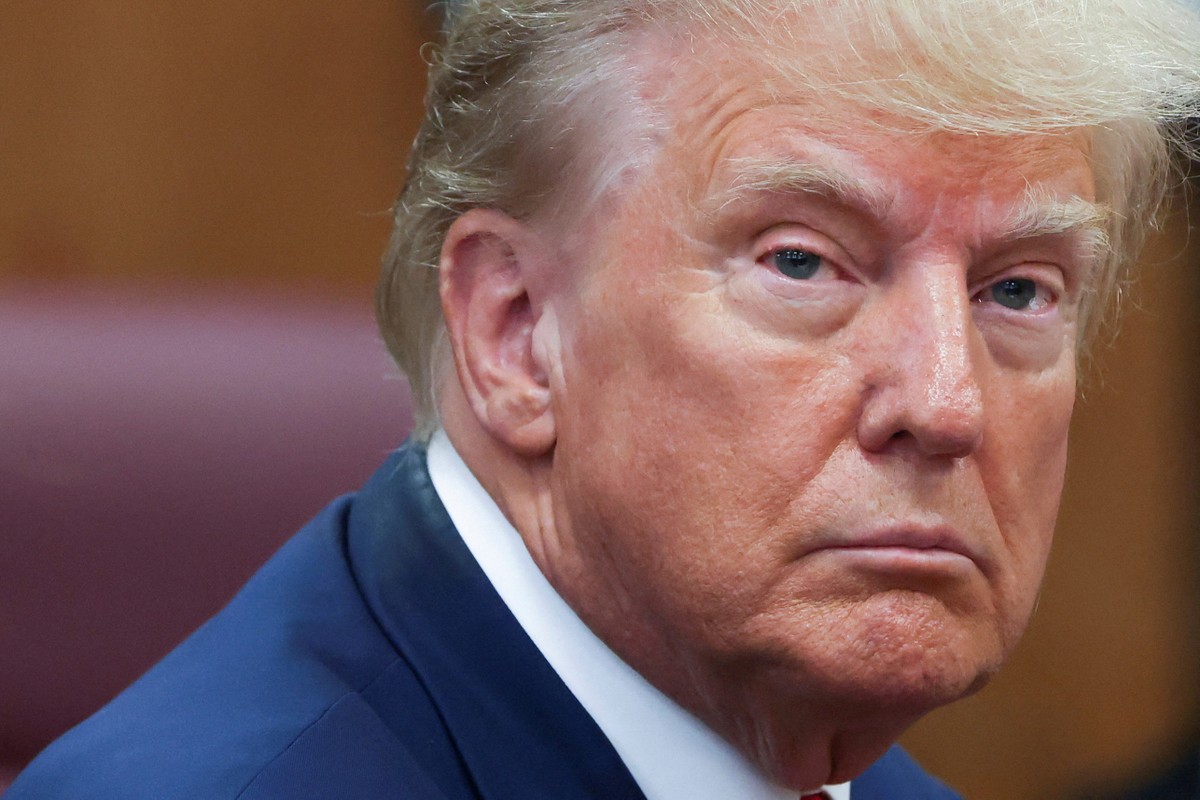 Donald Trump terá que pagar multa de R$ 1,76 bilhão por fraudar balanço financeiro de sua empresa