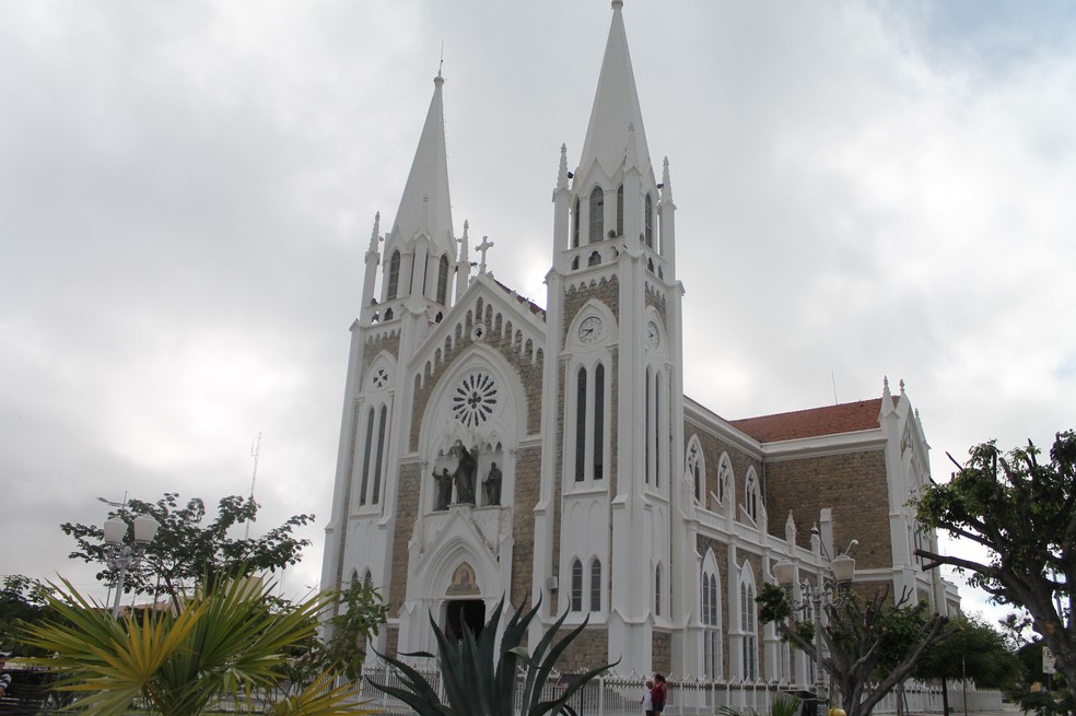 Exposição fotográfica na Catedral integra programação do centenário de Dom Gerardo — Foto: Emerson Rocha / G1 Petrolina