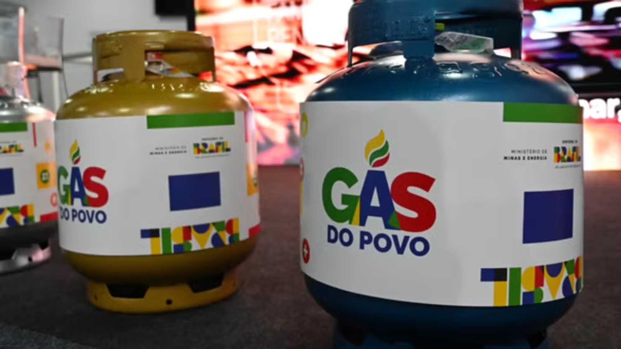 Fique por dentro: É #FAKE que governo Lula 'bloqueou' Gás do Povo e Bolsa Família após eleições de 2026
