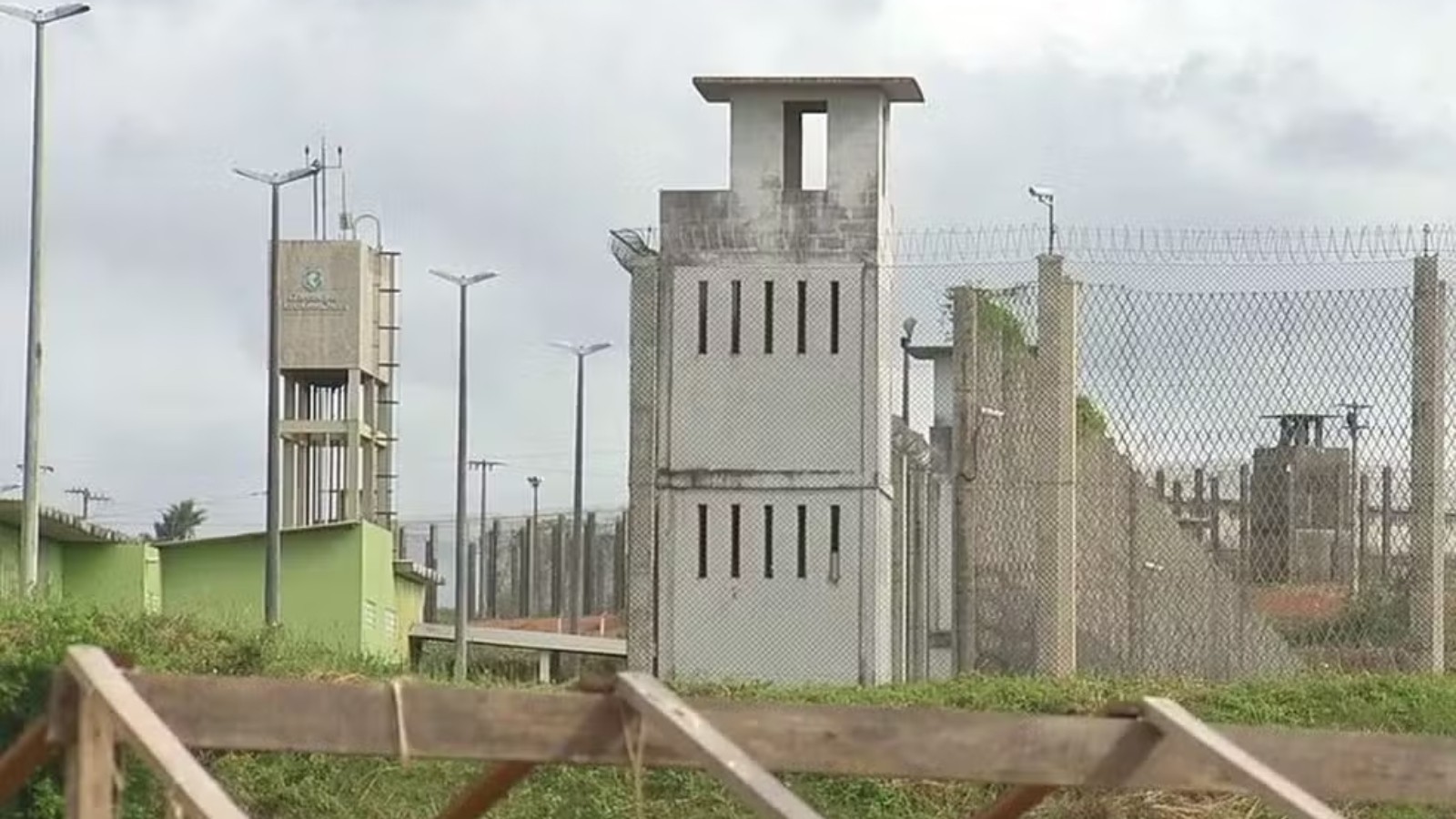Detento morre por choque elétrico durante trabalho de ressocialização em presídio no Ceará