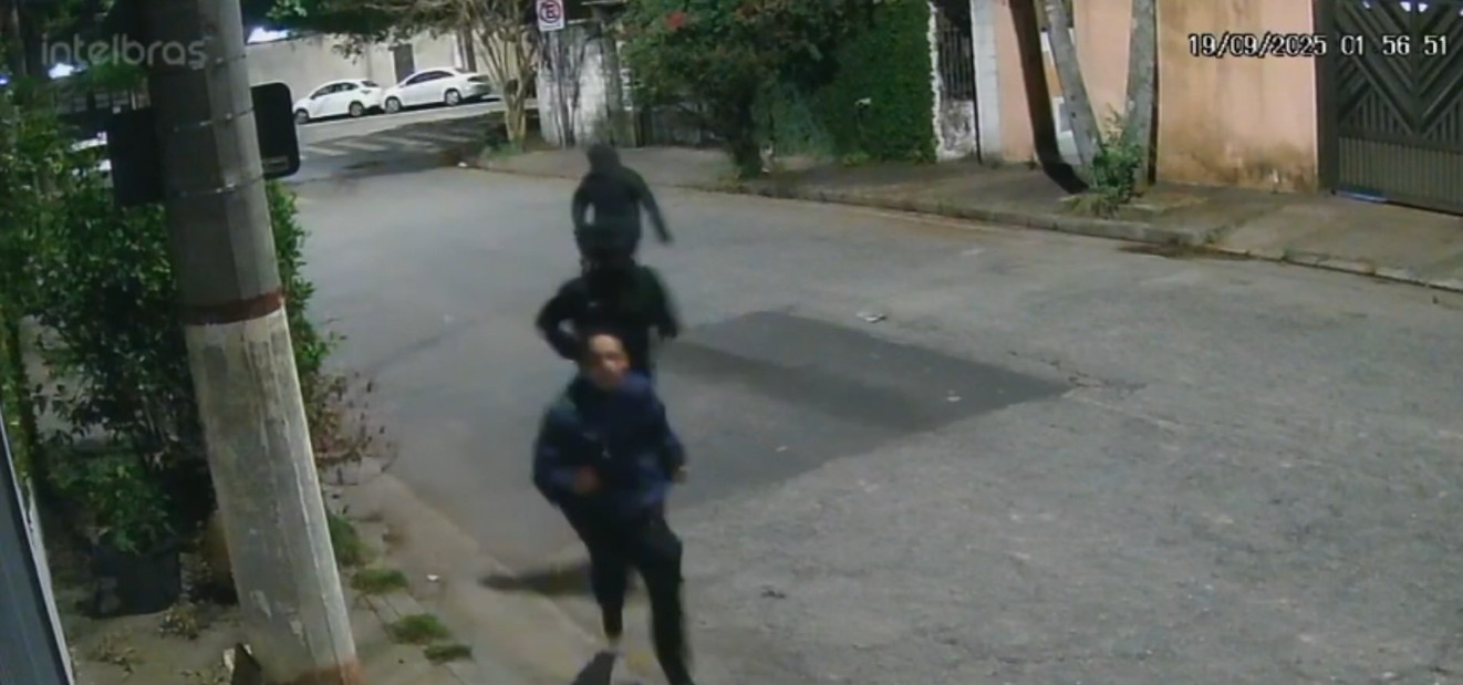 Criminosos invadem casas no Morumbi e apavoram moradores ao fugir e trocar tiros após tentativa frustrada de assalto