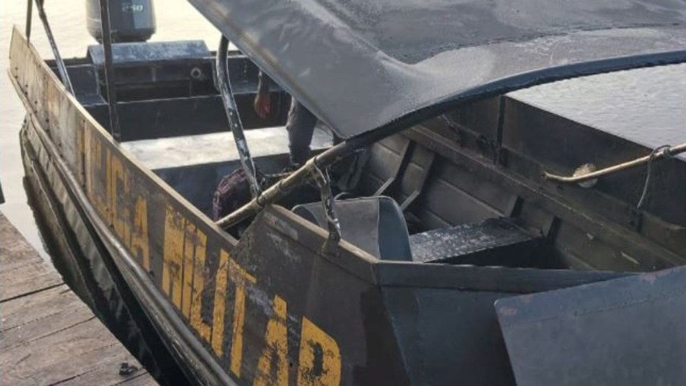 Lancha da PM é roubada por piratas de rio, no Amazonas  — Foto: Reprodução