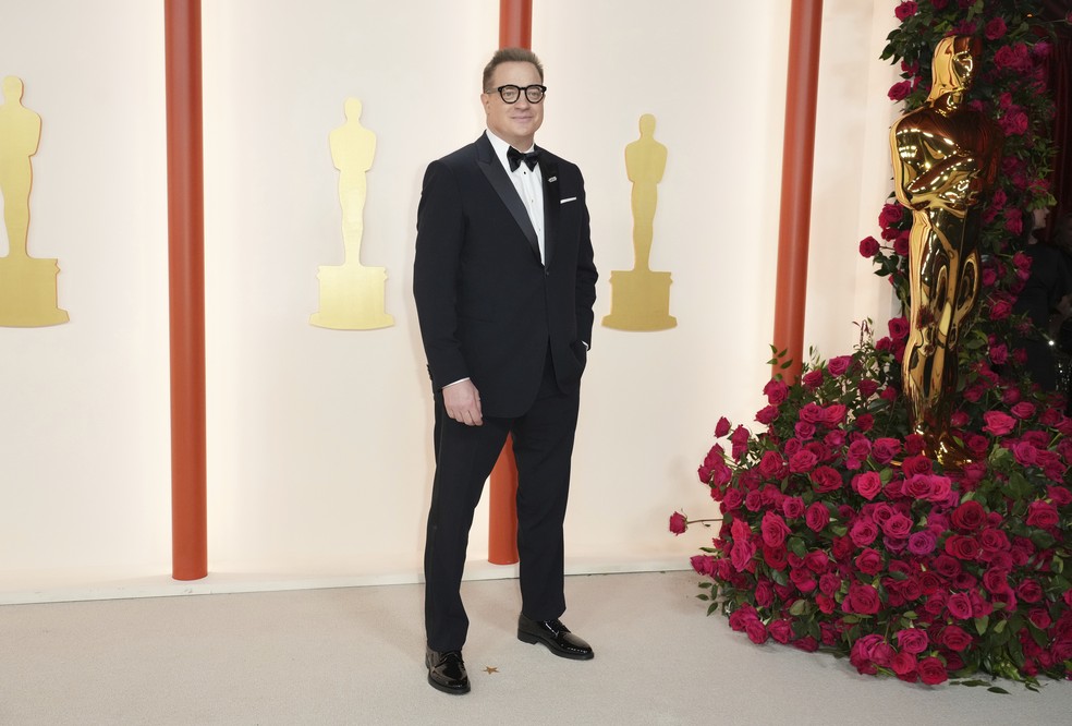 Brendan Fraser no Oscar 2023: black tie é o dress code mais exigido para eventos de gala — Foto: Jordan Strauss/Invision/AP