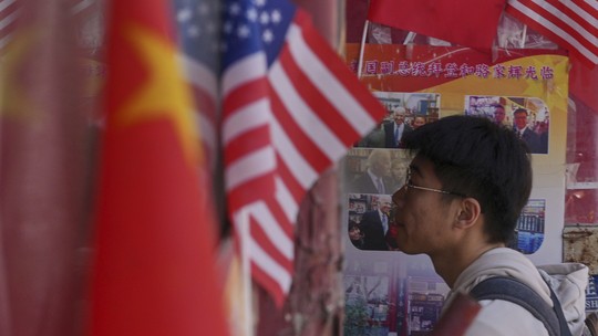 Tarifaço e minerais raros: EUA e China continuam negociações nesta terça, em Londres