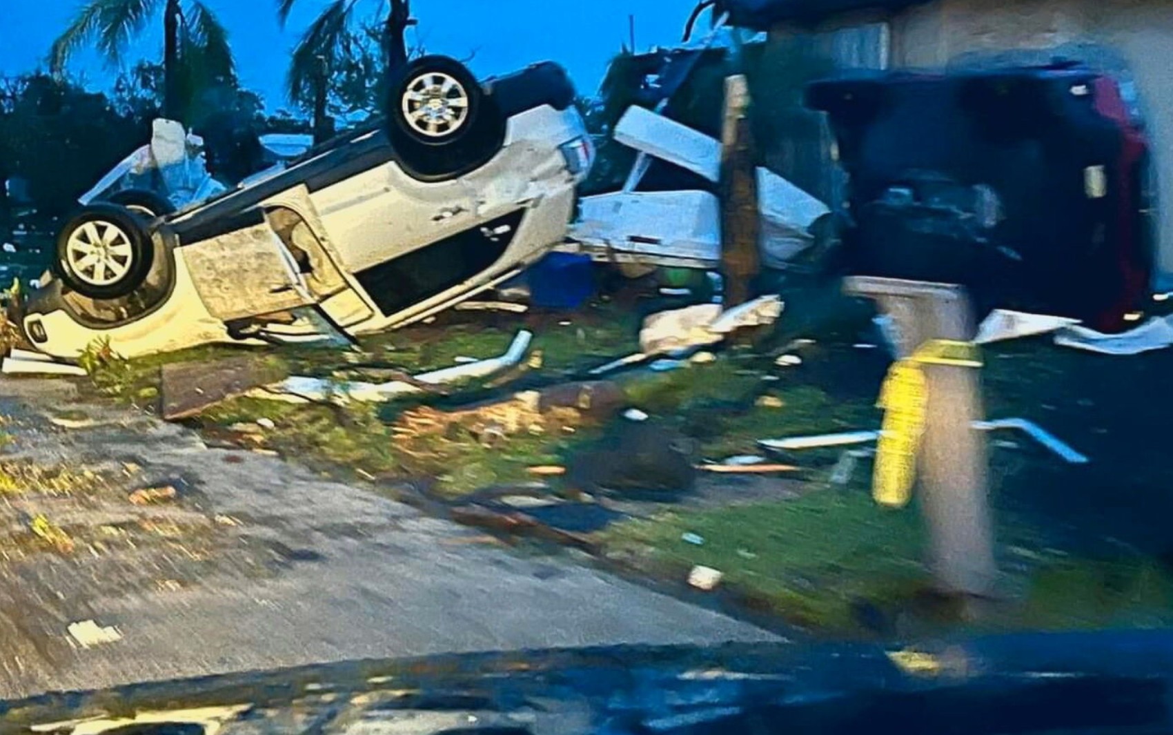 Bióloga brasileira relata alívio com passagem do furacão Milton a 100 km de distância nos EUA: 'Ficamos com muito medo'