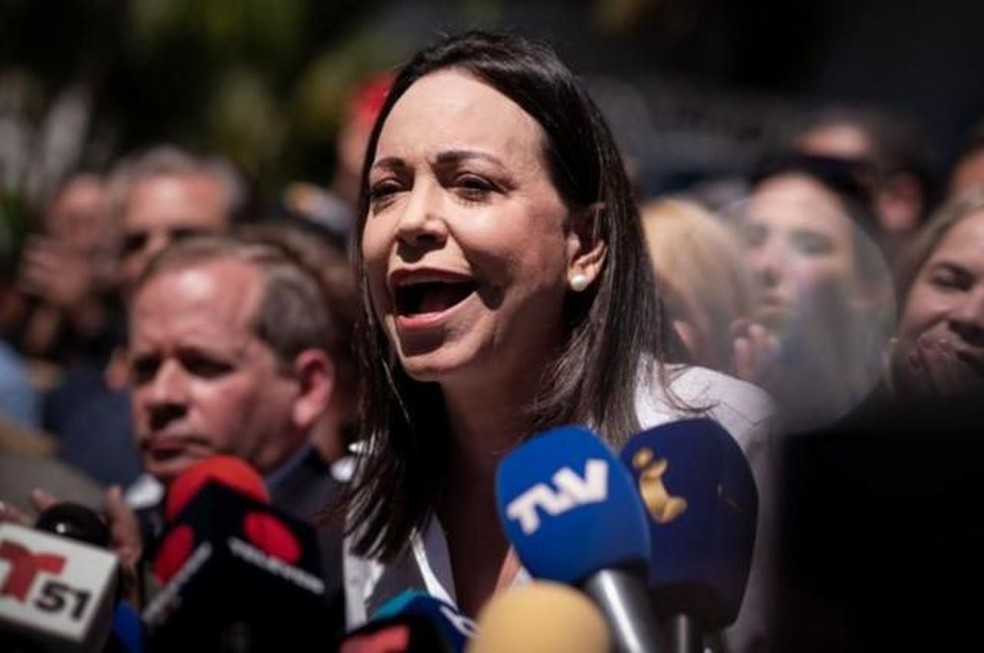 María Corina Machado está impedida de concorrer à presidência — Foto: Getty Images