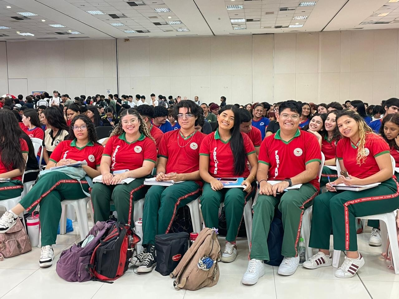 Aulão na Rede 2025: confira fotos do primeiro dia de revisões para o Enem