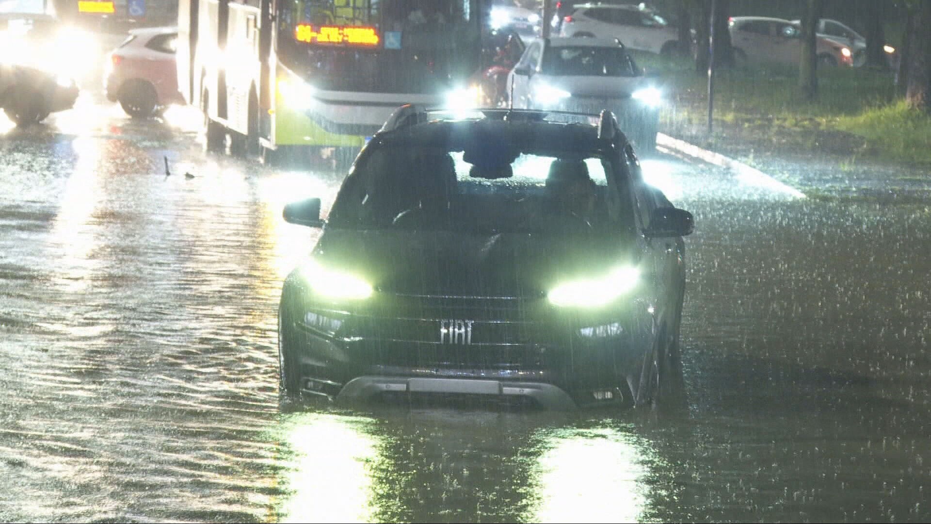 Defesa Civil de BH alerta para risco geológico em todas as regiões da cidade