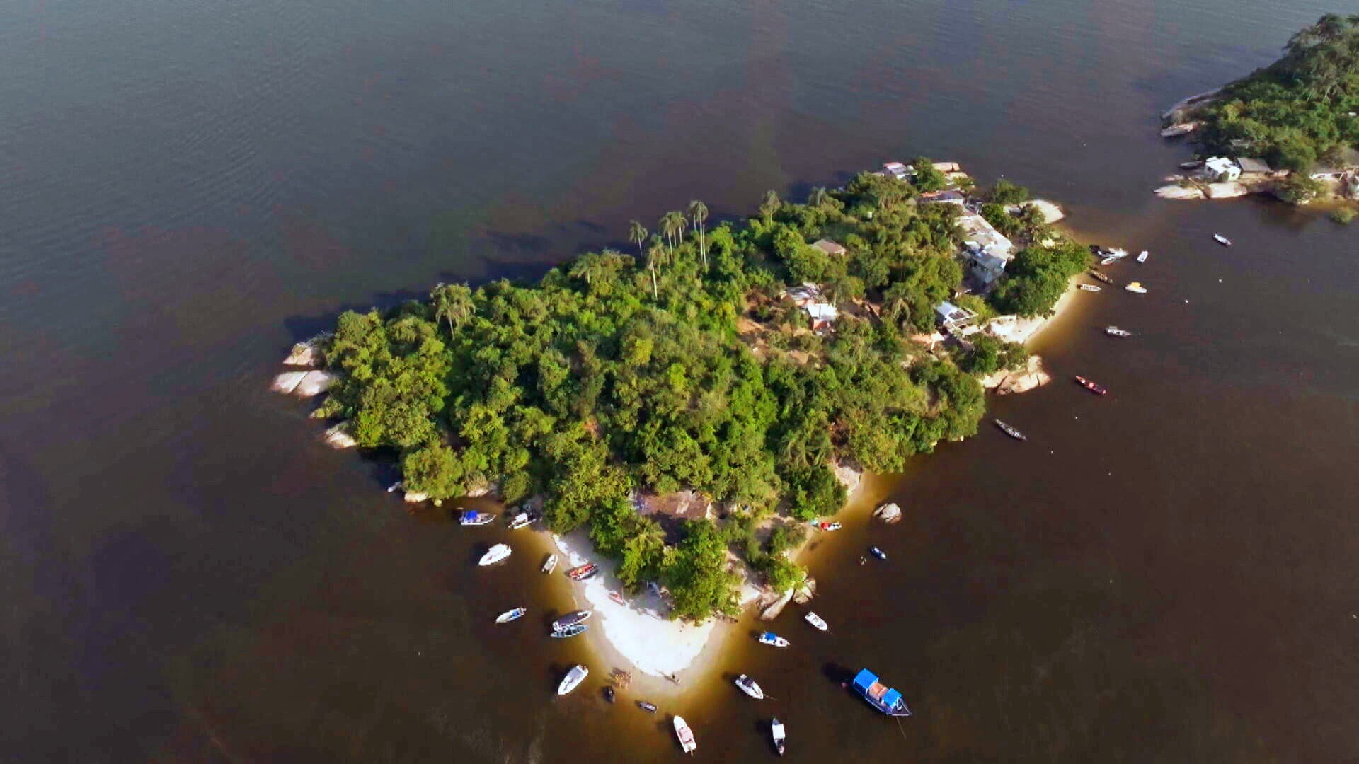 Conheça a ilha da Baía de Guanabara que fica no Rio, mas é ‘praia’ de São Gonçalo