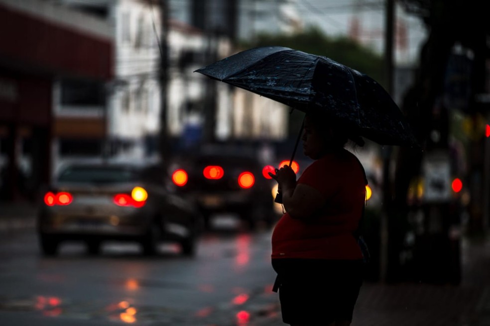 Chuva deve seguir no fim de semana no Ceará. — Foto: Thiago Gadelha/SVM