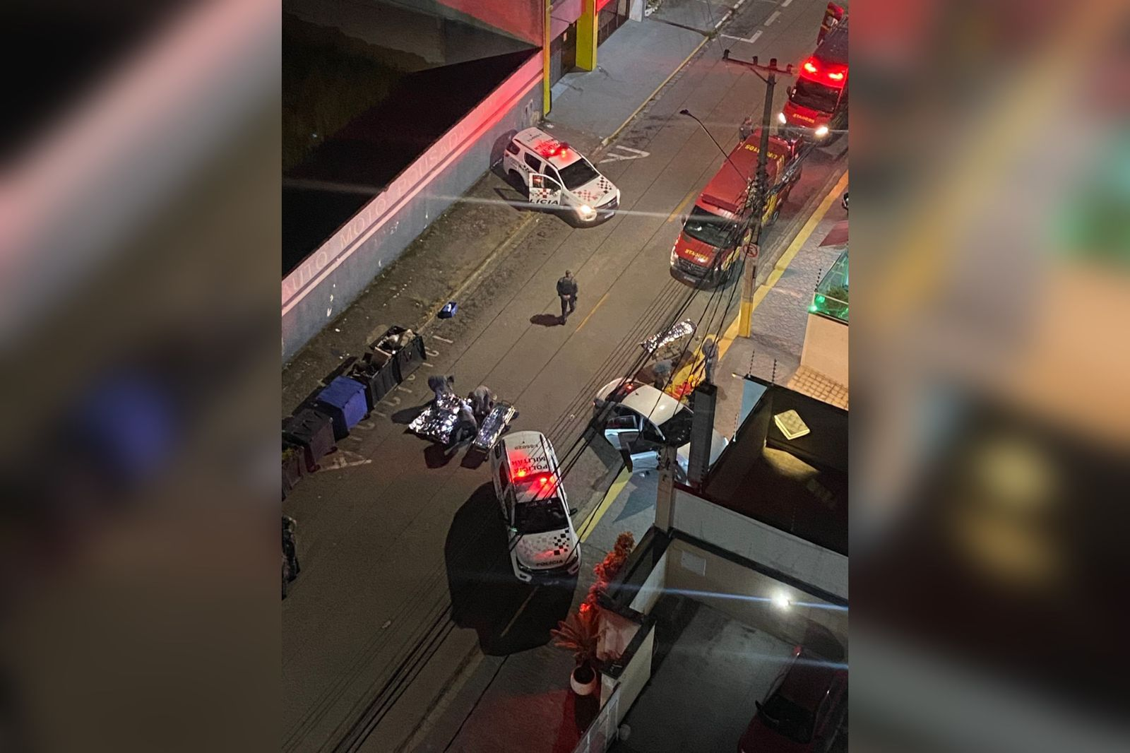 Vídeos mostram tiroteio que deixou PM e três suspeitos mortos após roubo a farmácia em Sorocaba