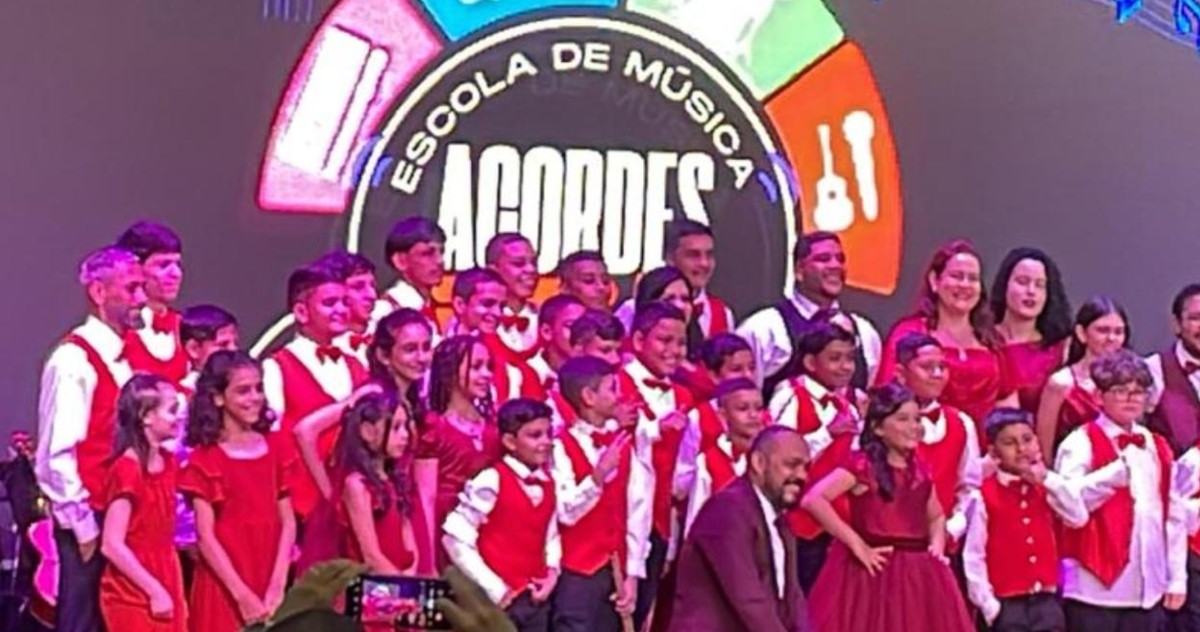 Espetáculo com trilhas de filmes e séries emociona público em Manaus