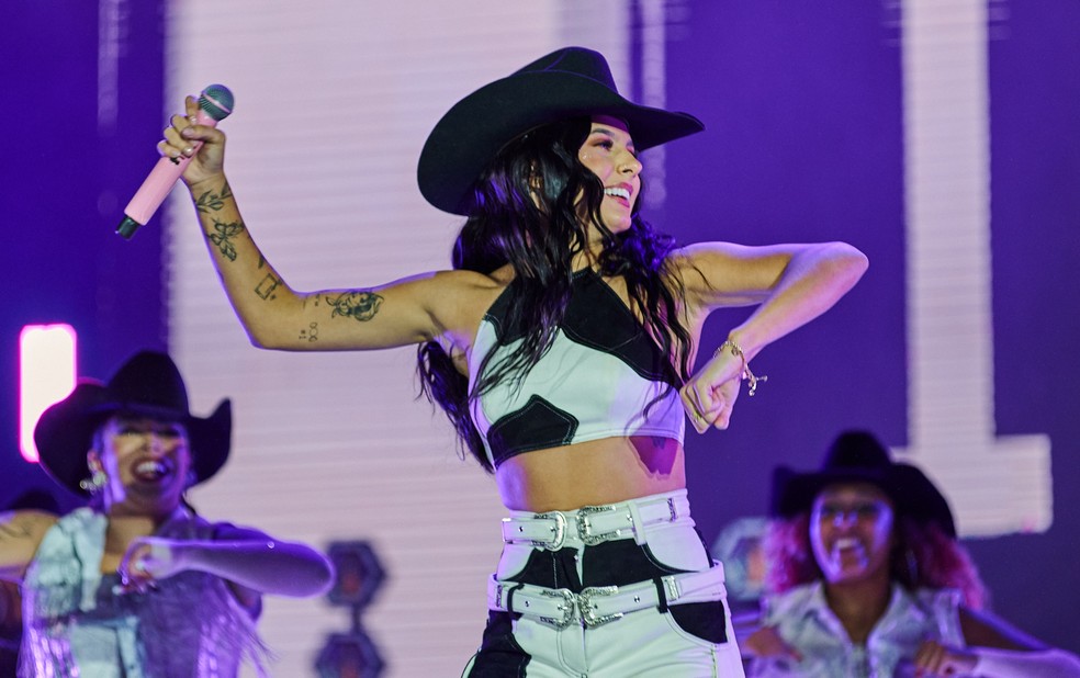 A cantora Ana Castela se apresenta no Ribeirão Rodeo Music 2024 em Ribeirão Preto, SP — Foto: Érico Andrade/g1