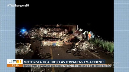 Acidente de trânsito envolvendo caminhões na TO-134 deixa motorista preso às ferragens