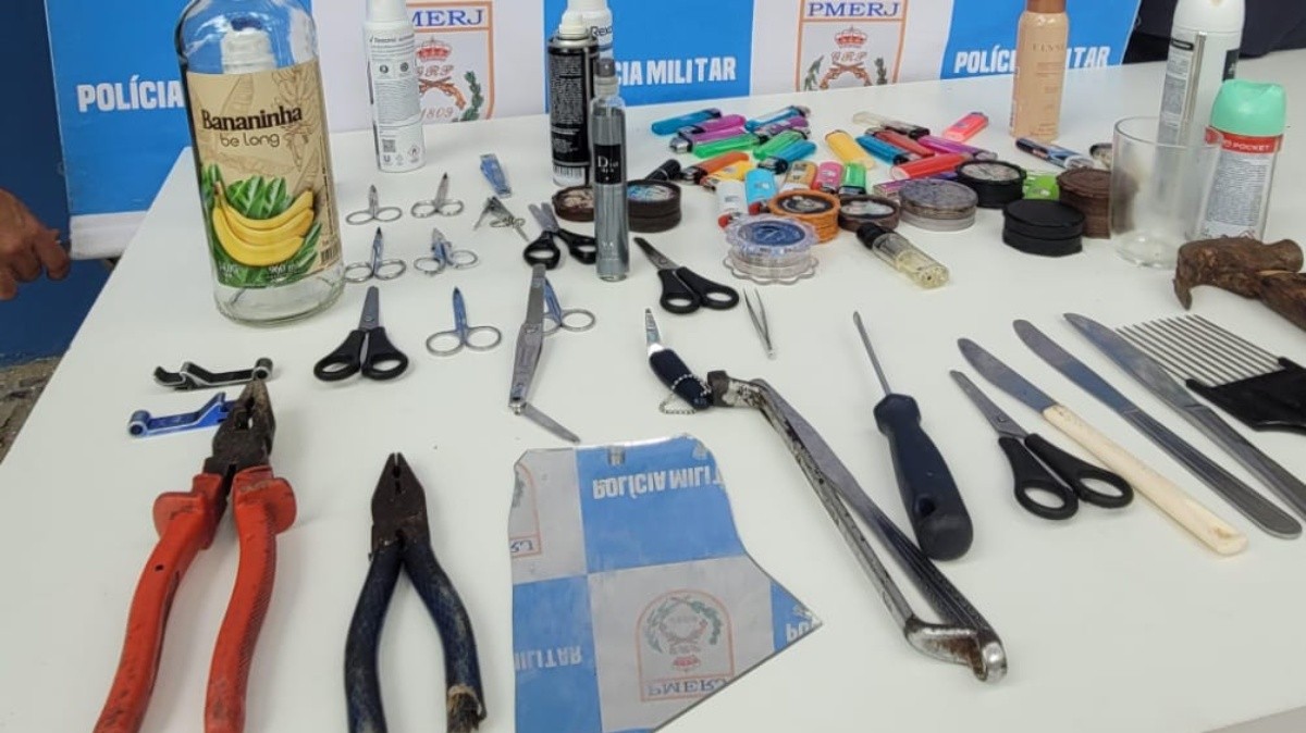 Polícia apreende 82 objetos perfurocortantes no primeiro fim de semana de megablocos