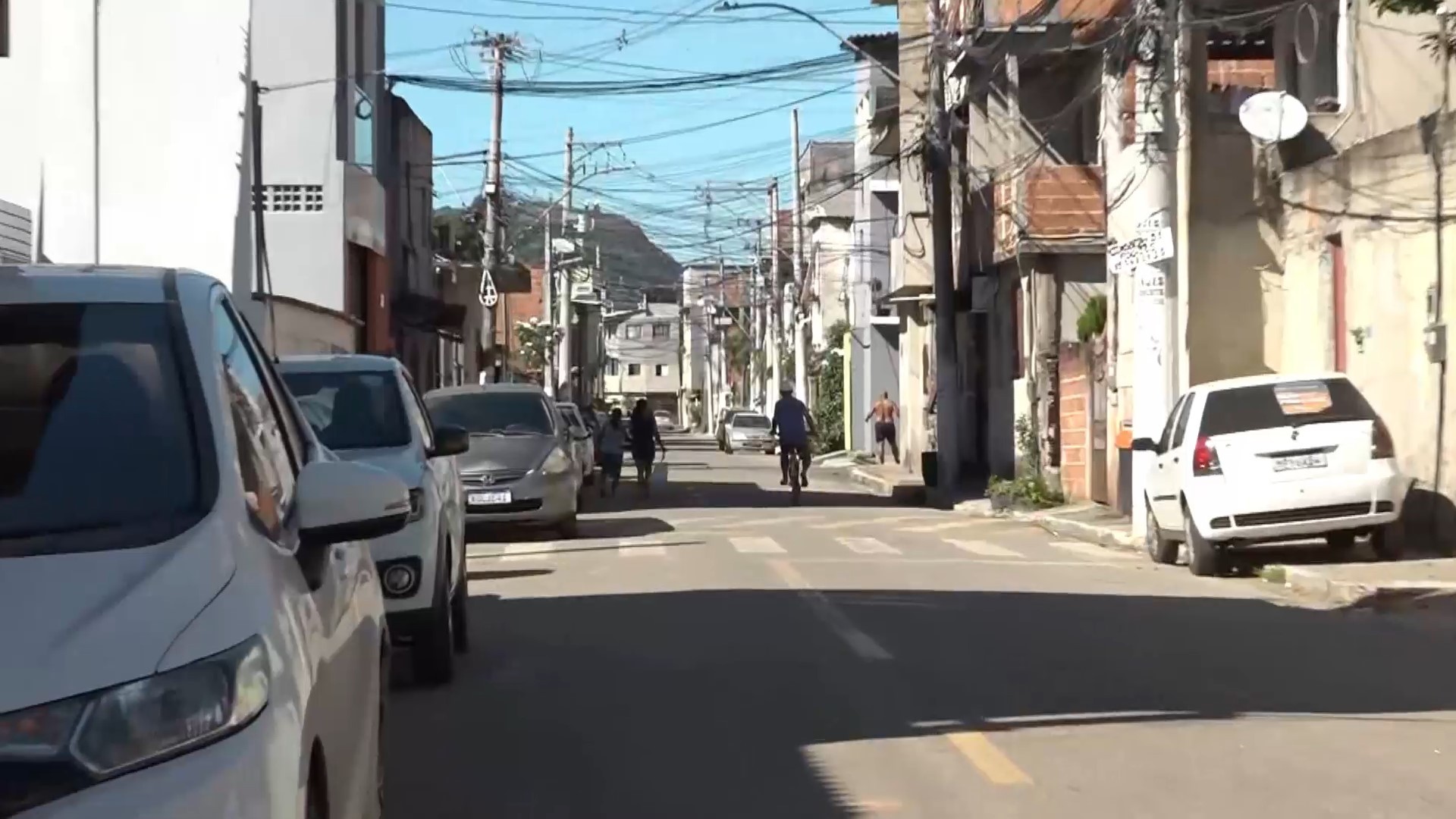 Pai é preso suspeito de abusar das filhas de 12 e 13 anos em Vitória