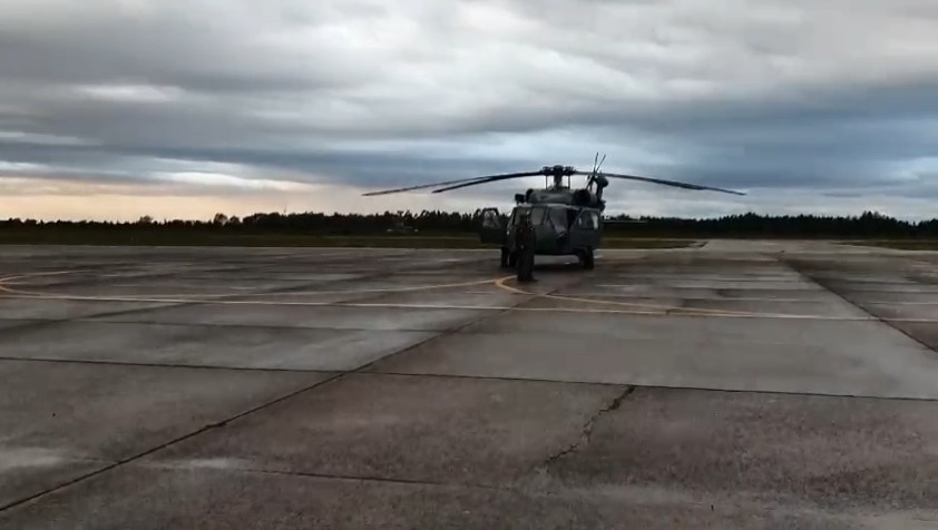 Temporal no RS: Força Aérea envia helicóptero de resgate e pede que ilhados façam sinalização luminosa