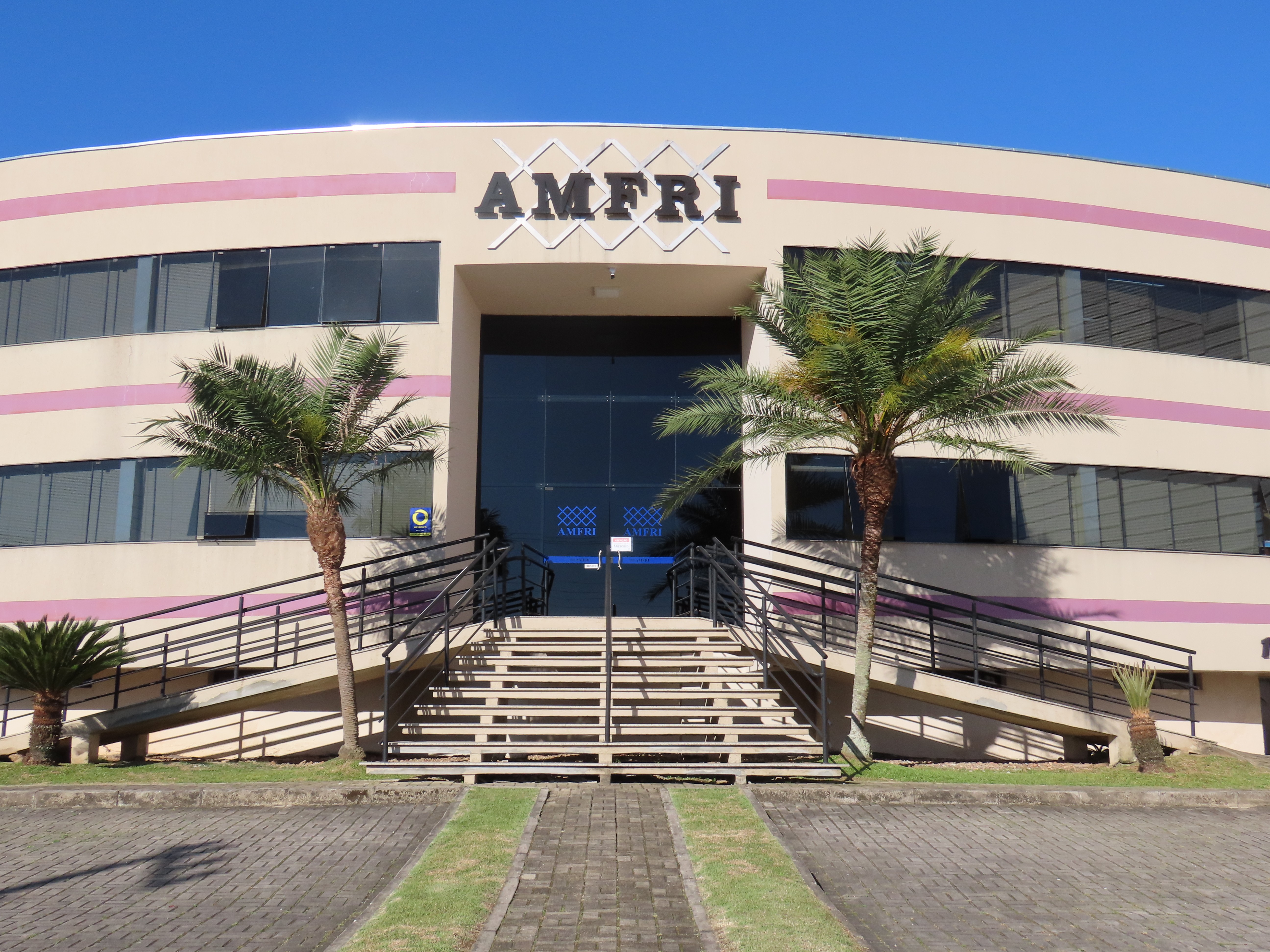 Em um ano, AMFRI realiza mais de 180 ações junto aos municípios de Foz do Itajaí