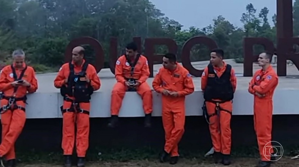 Tripulantes do helicóptero que caiu em MG. — Foto: Reprodução/ Jornal Nacional