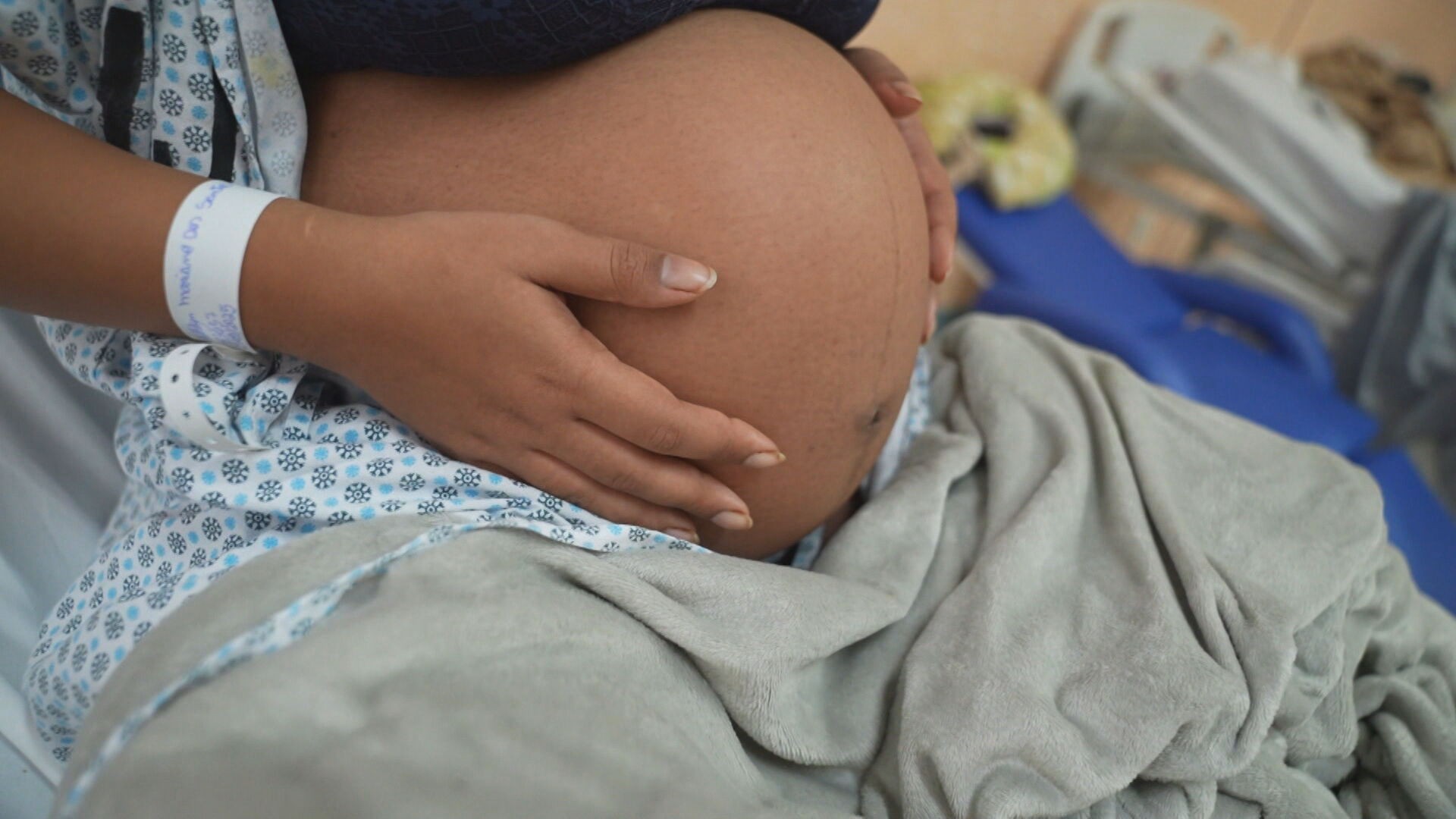 Gravidez na adolescência e mães solo: como novela 'Três Graças' se inspira em histórias reais que espelham o Brasil