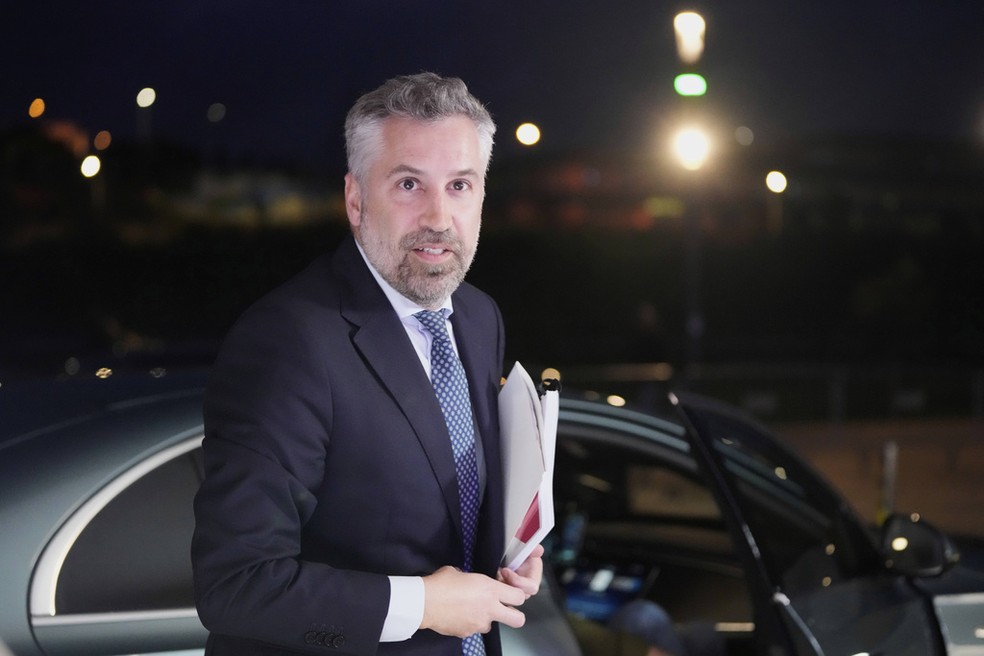 O líder do Partido Socialista de Portugal, Pedro Nuno Santos — Foto: AP Photo/Armando Franca