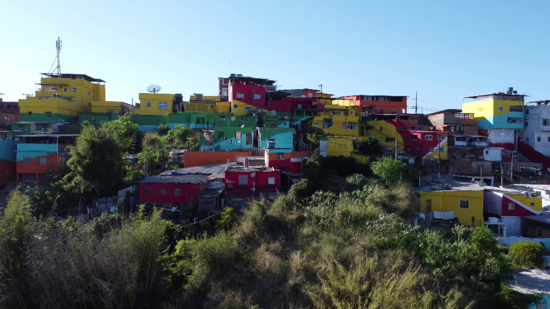 Com 37 áreas vulneráveis, Juiz de Fora é a quarta cidade de MG com mais favelas e comunidades urbanas, segundo IBGE