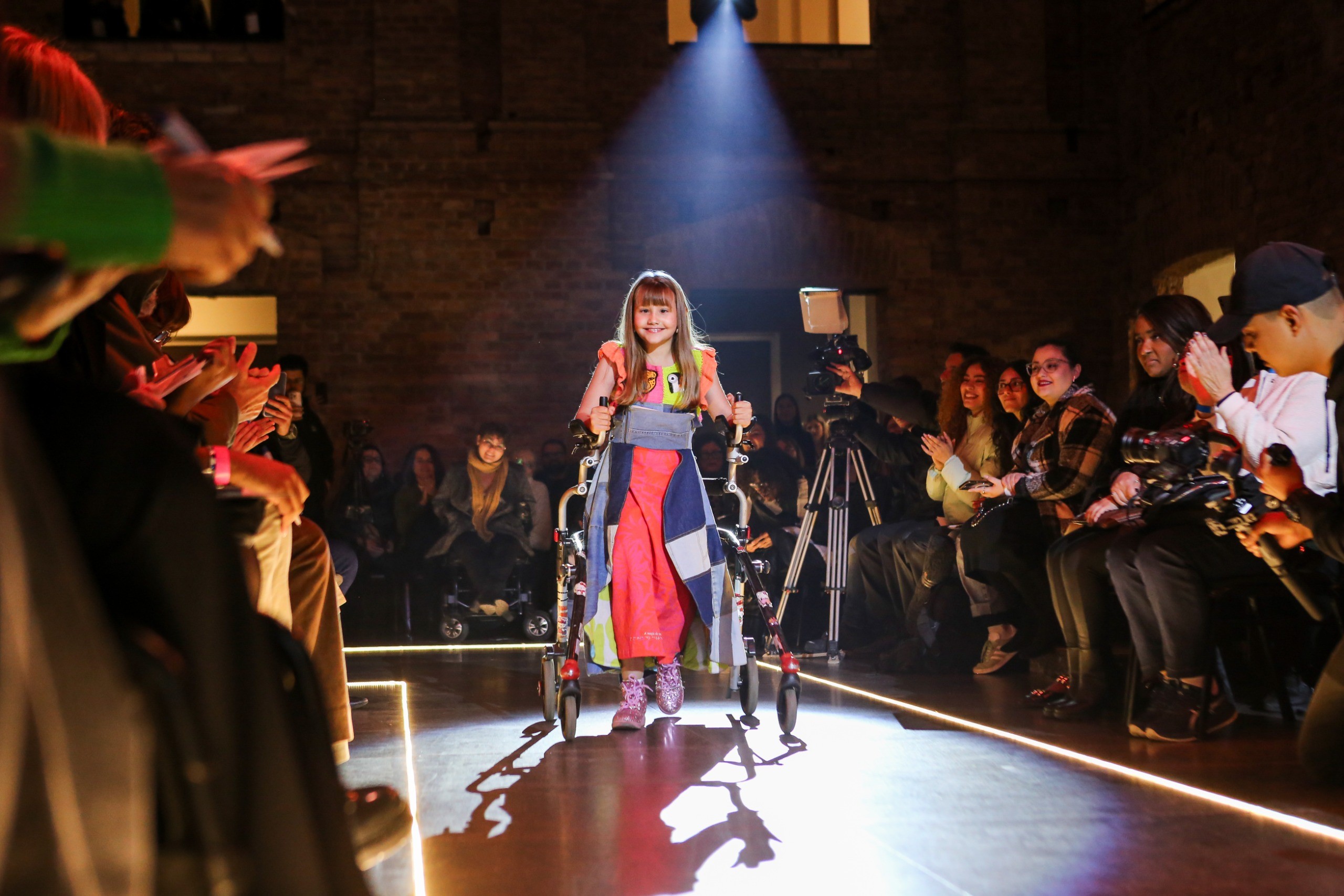 Concurso Moda Inclusiva 2026 abre inscrições com foco em vestuário acessível e inovação no design